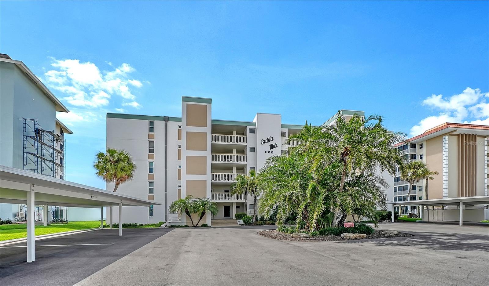 Image 5 of 37 For 1100 Tarpon Center Drive 4b