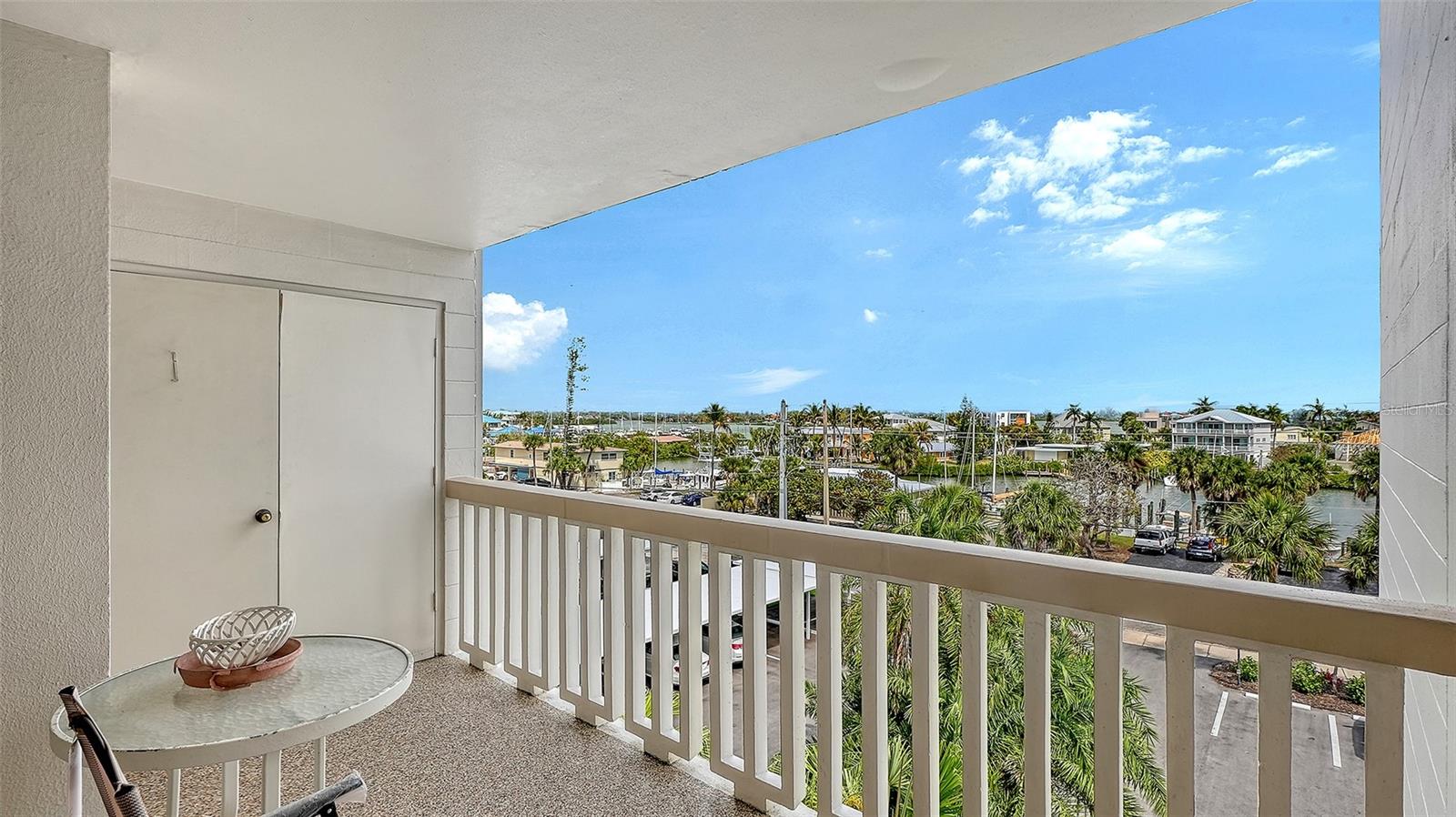 Image 8 of 37 For 1100 Tarpon Center Drive 4b