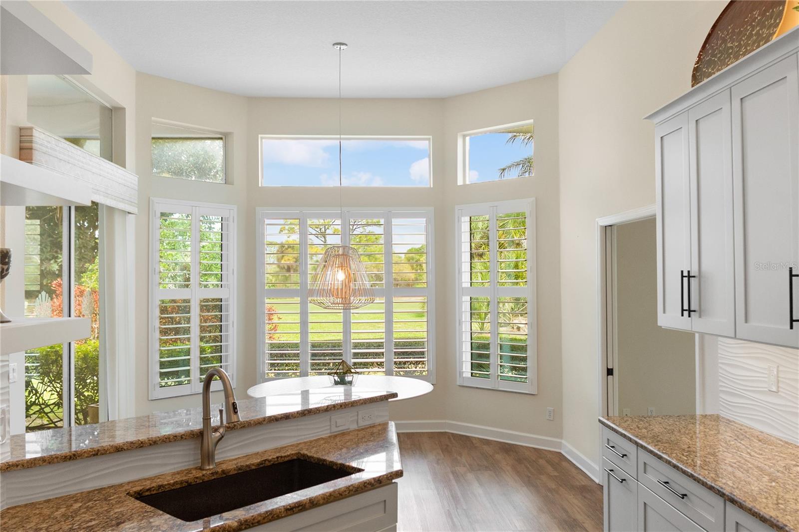 Image 11 of 27 For 1985 White Feather Lane