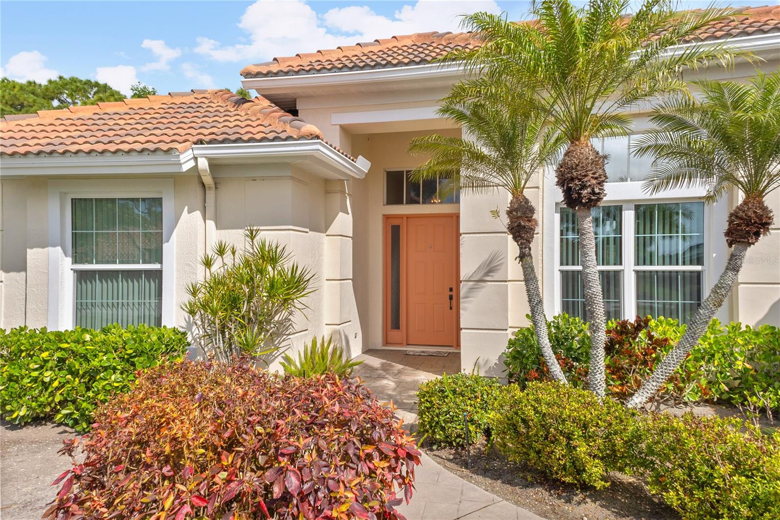 Image 3 of 27 For 1985 White Feather Lane