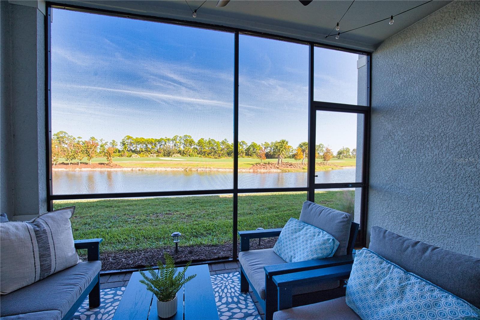 Image 18 of 50 For 12470 Wellen Golf Street 107