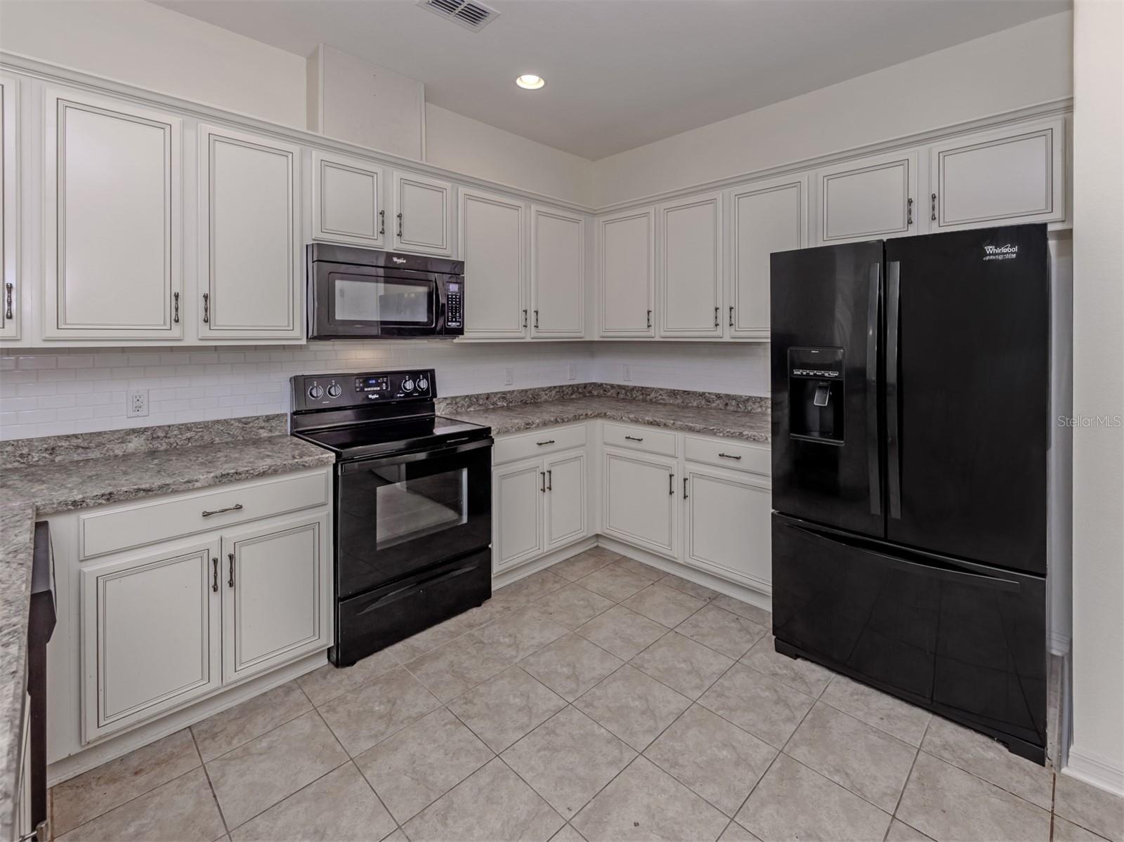 Image 11 of 41 For 8797 Tuscany Isles Drive