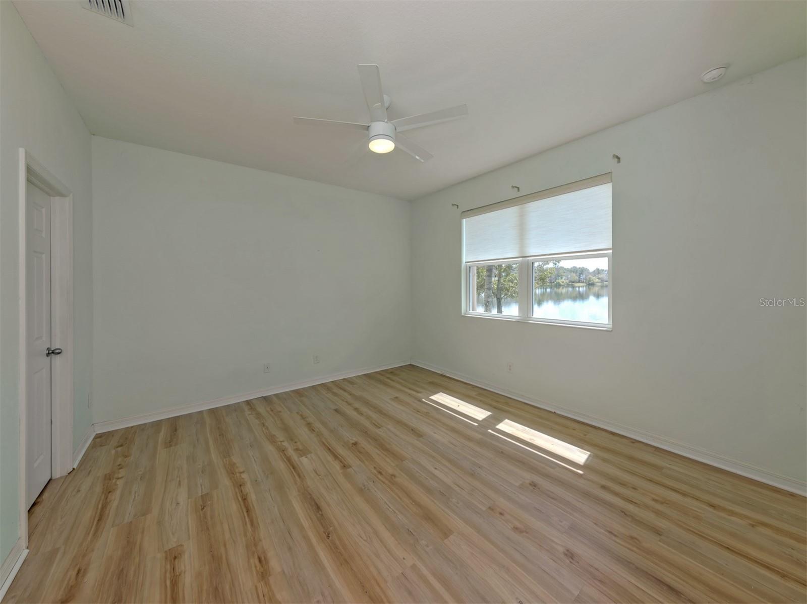 Image 16 of 41 For 8797 Tuscany Isles Drive