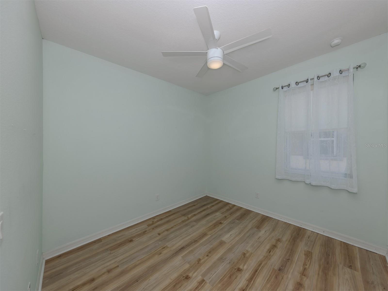 Image 20 of 41 For 8797 Tuscany Isles Drive