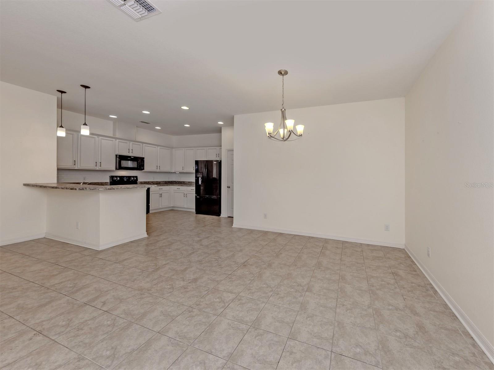 Image 7 of 41 For 8797 Tuscany Isles Drive