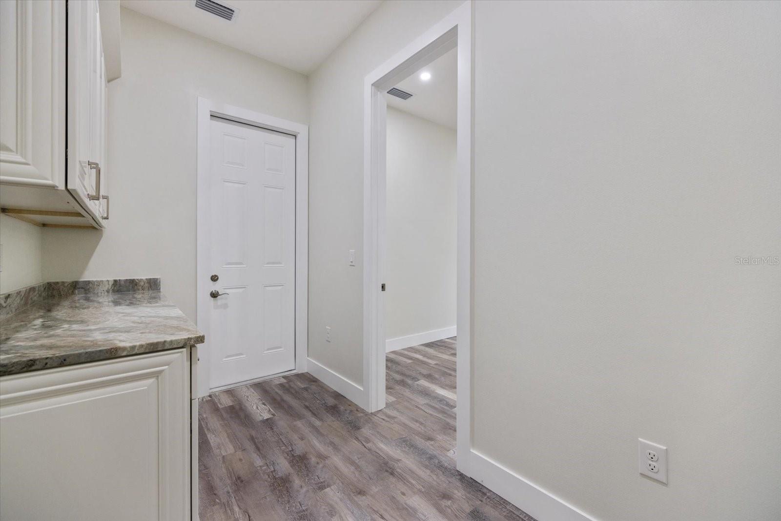 Image 31 of 40 For 3525 Mcintosh Road