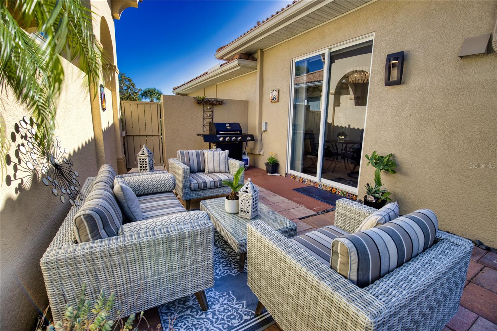 Image 17 of 42 For 209 Mestre Place