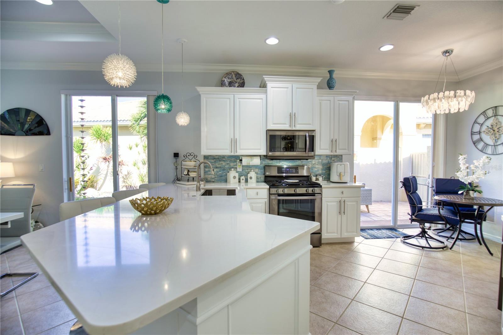 Image 18 of 42 For 209 Mestre Place