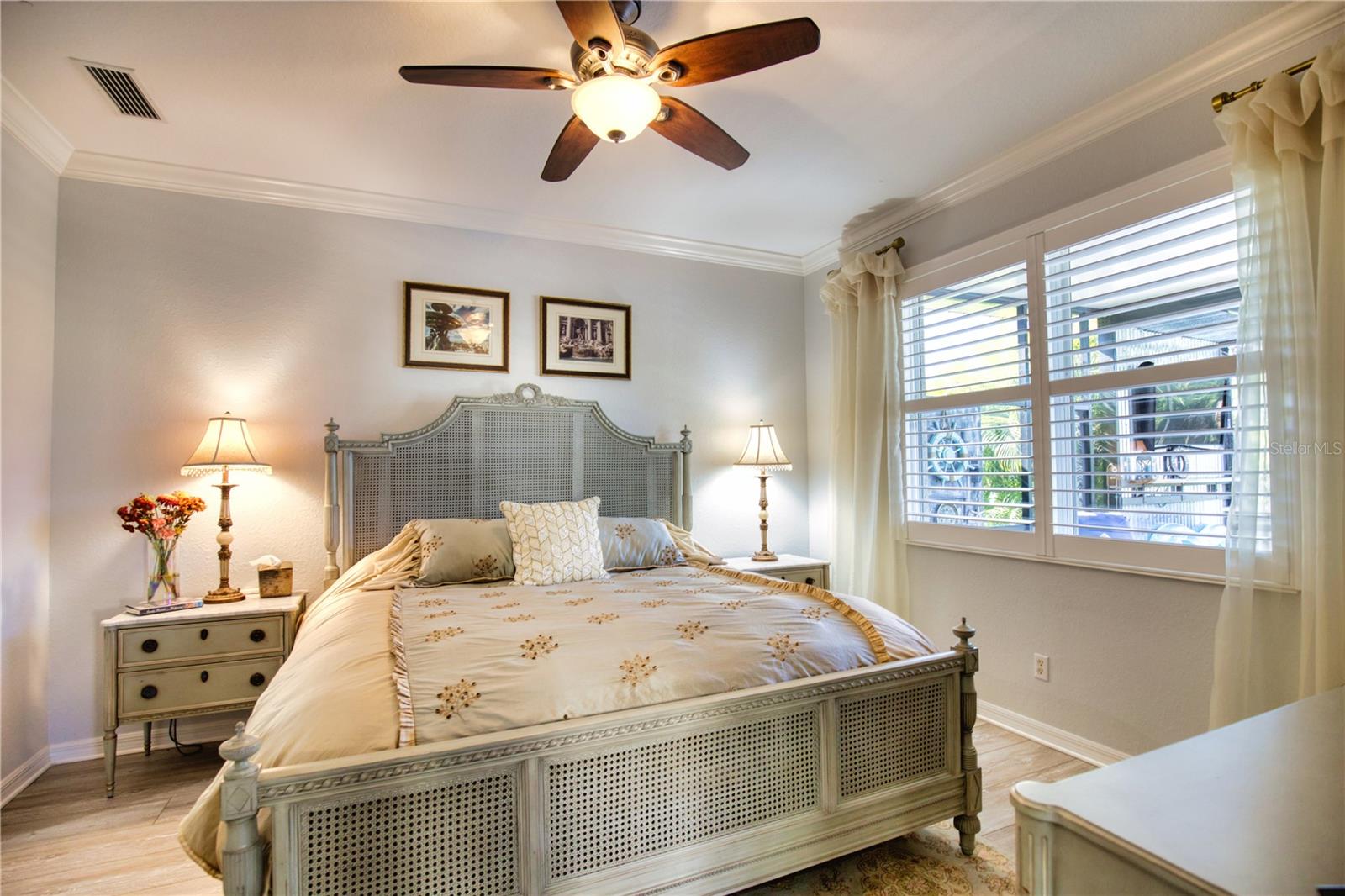 Image 27 of 42 For 209 Mestre Place