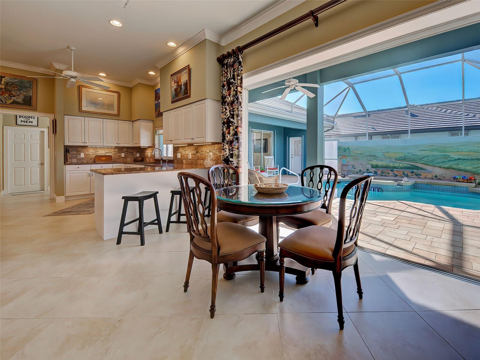 Image 10 of 70 For 16 Gulf Manor Drive