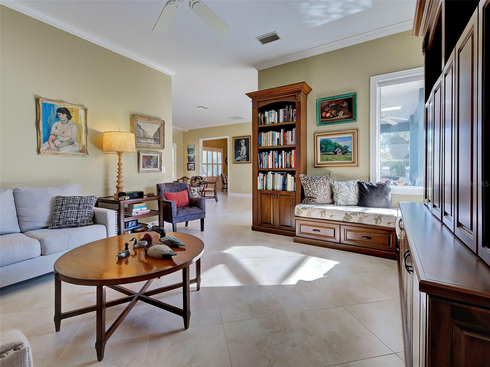 Image 19 of 70 For 16 Gulf Manor Drive