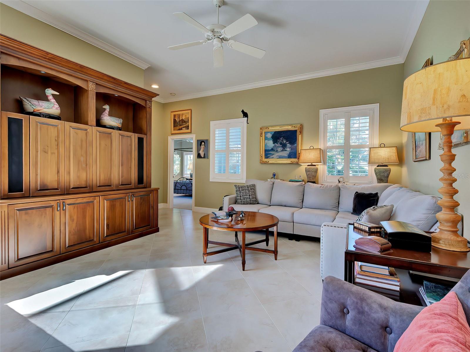 Image 21 of 70 For 16 Gulf Manor Drive