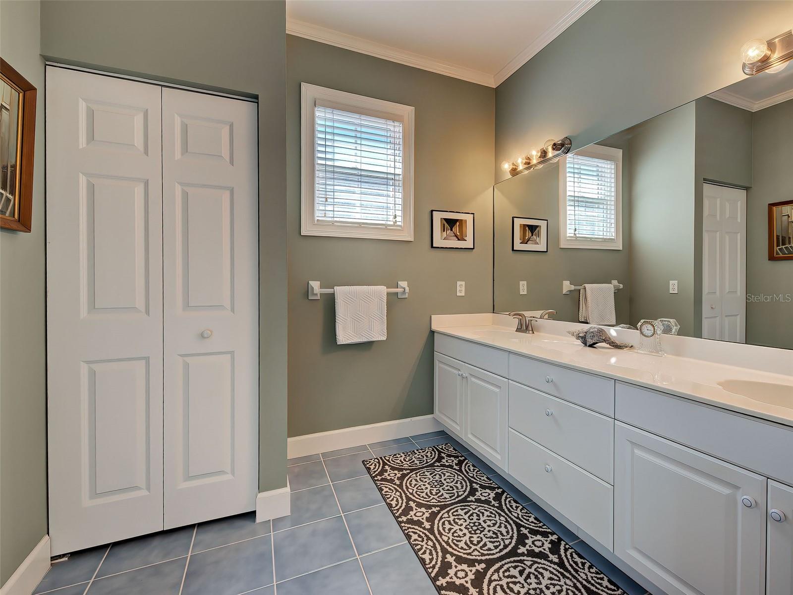 Image 28 of 70 For 16 Gulf Manor Drive