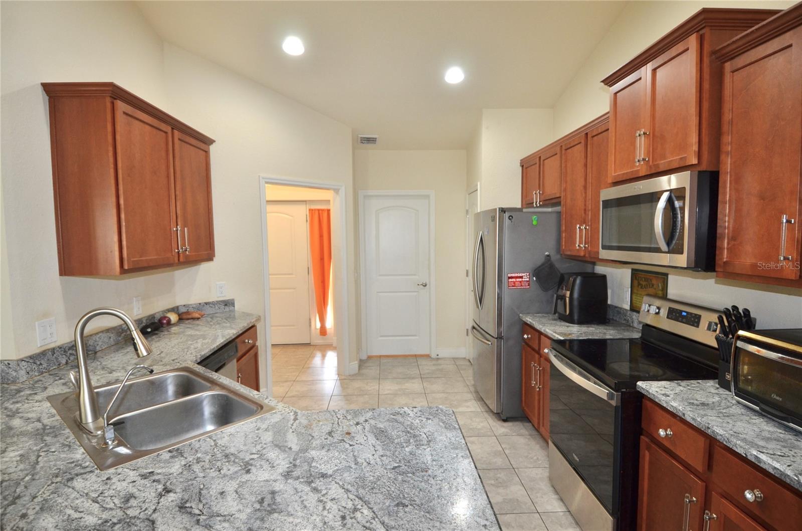 Image 16 of 33 For 2266 Minerva Road