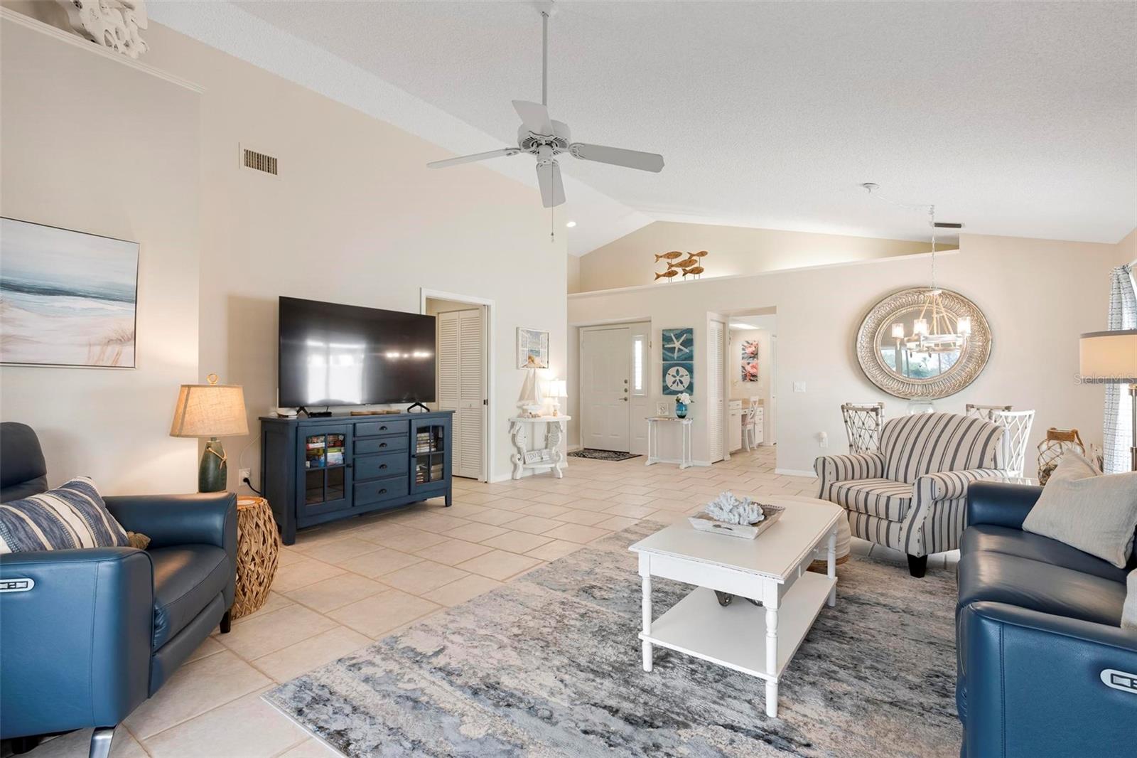 Image 12 of 83 For 726 Brightside Crescent Drive 14