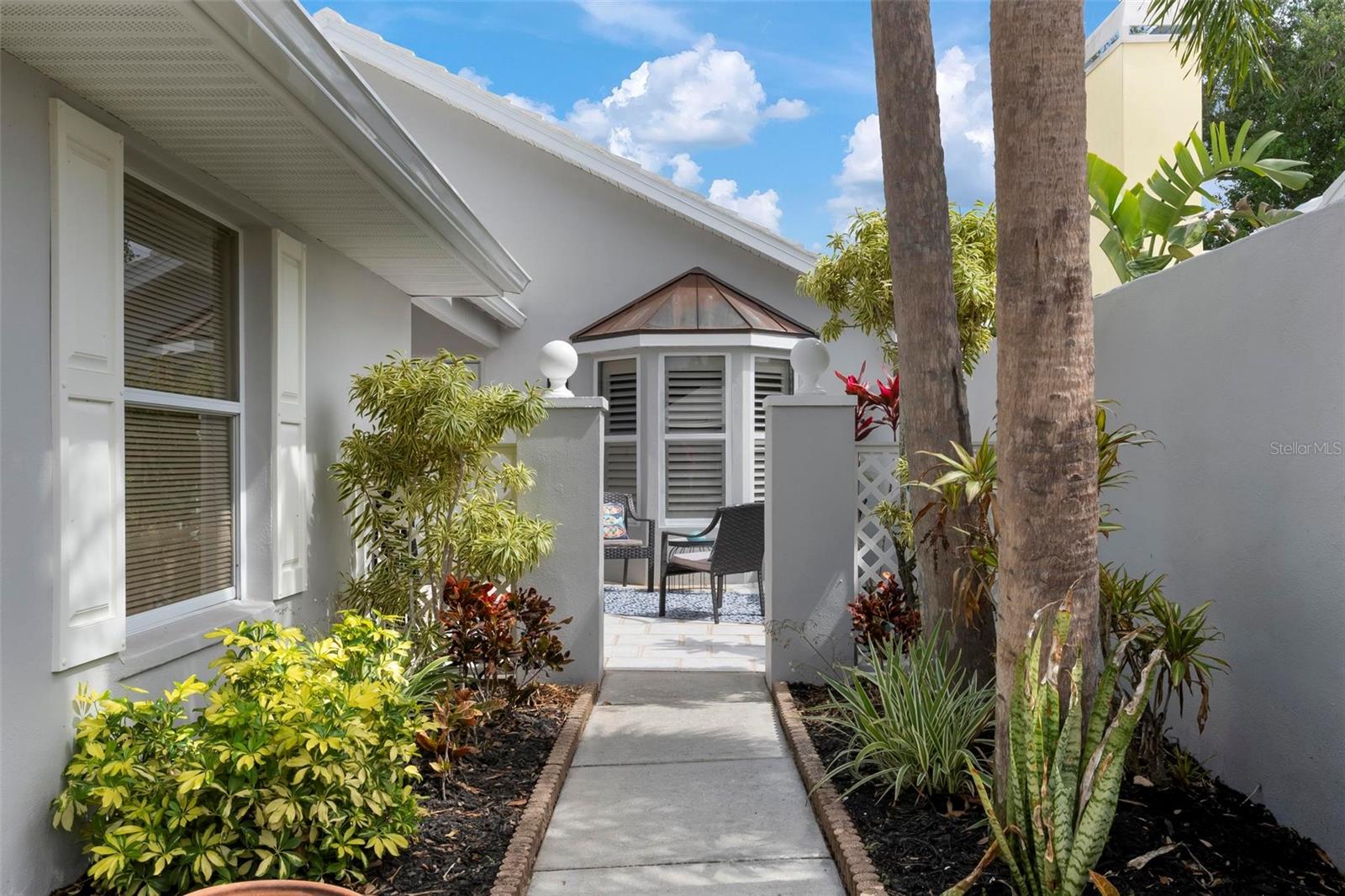 Image 3 of 83 For 726 Brightside Crescent Drive 14