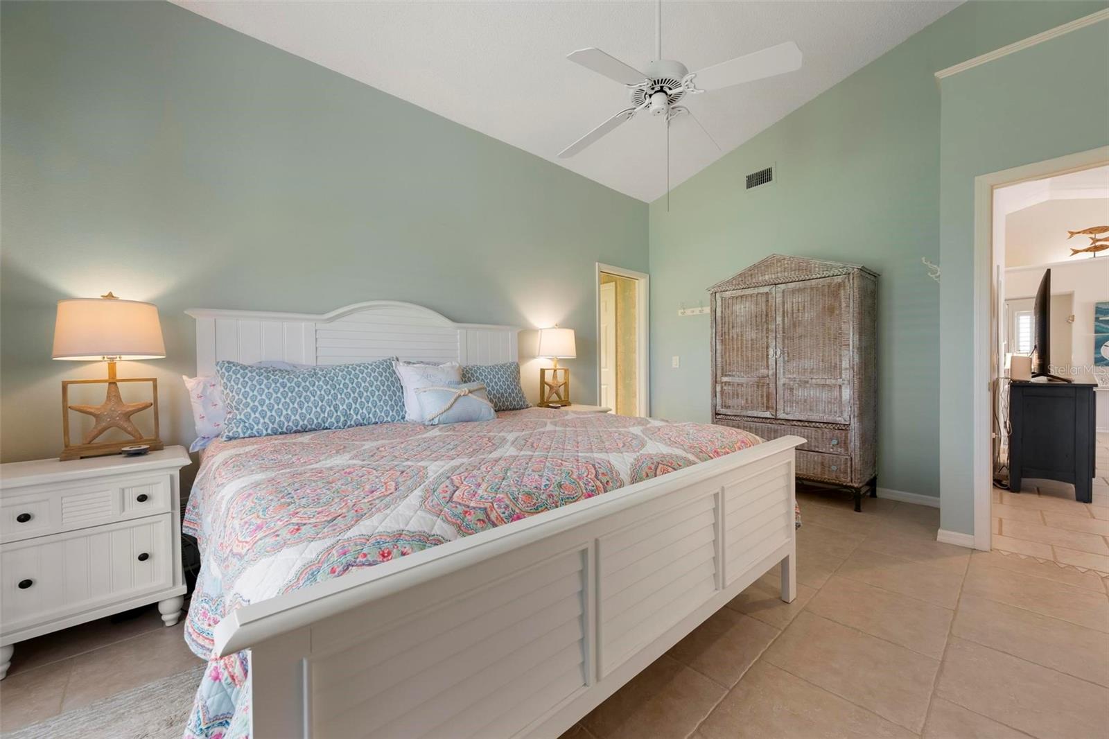 Image 31 of 83 For 726 Brightside Crescent Drive 14