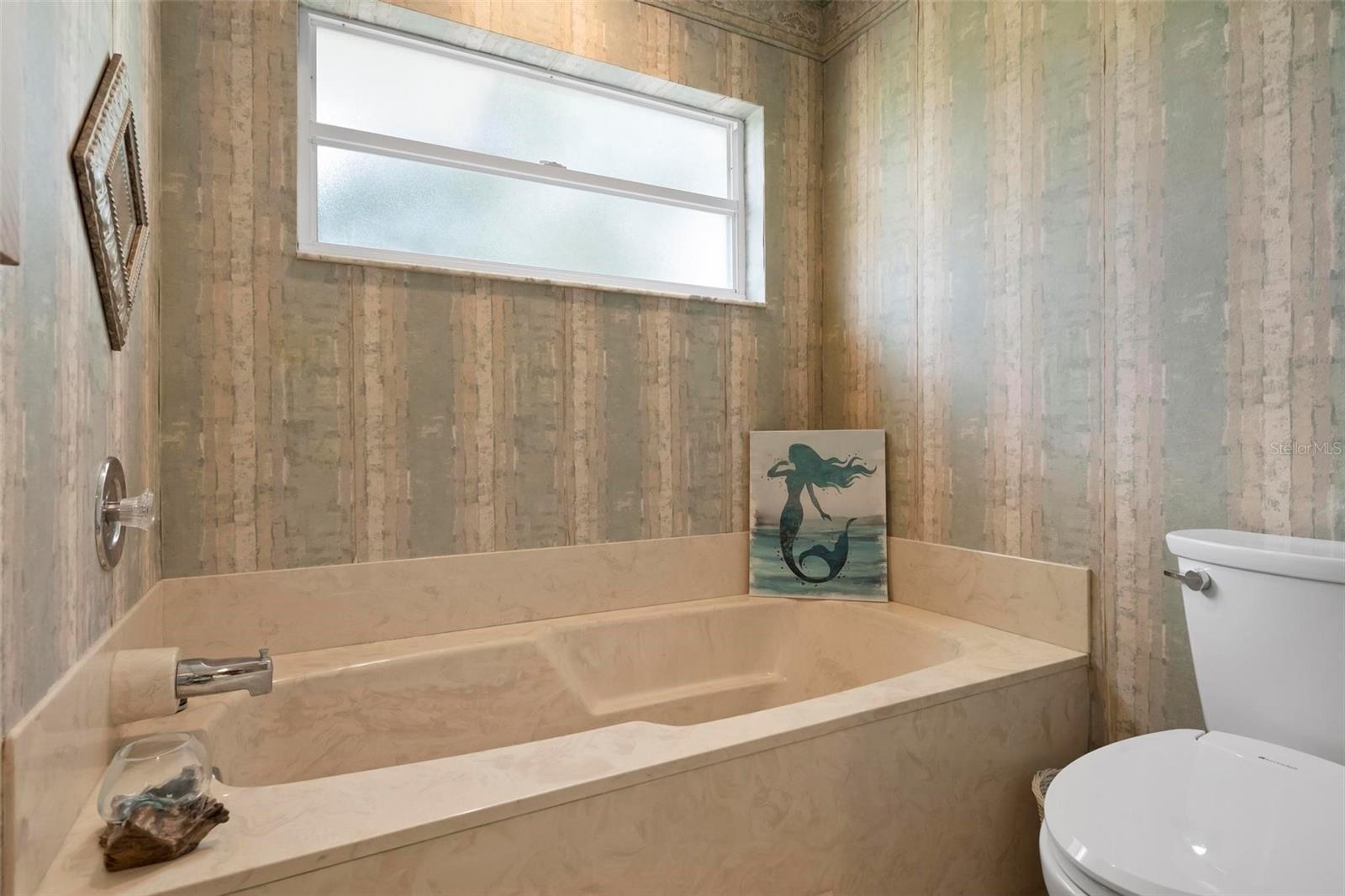 Image 35 of 83 For 726 Brightside Crescent Drive 14