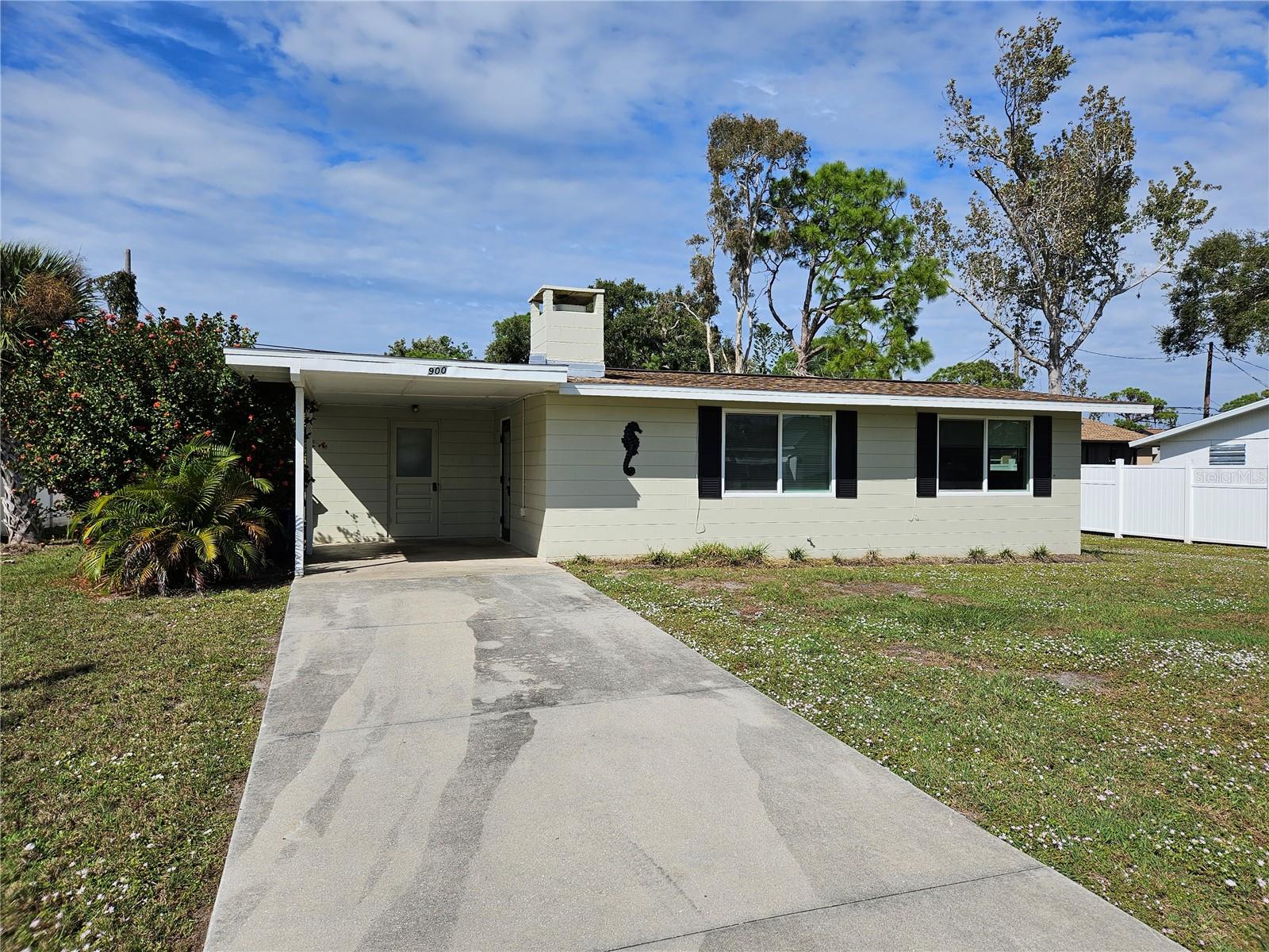 Details for 900 Nantucket Road, VENICE, FL 34293