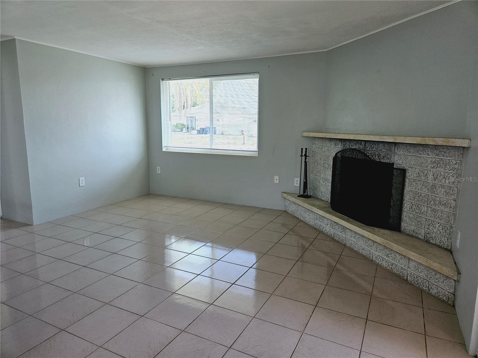 Image 2 of 23 For 900 Nantucket Road