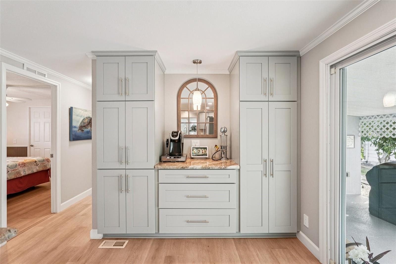 Image 10 of 66 For 10 Coronado Drive