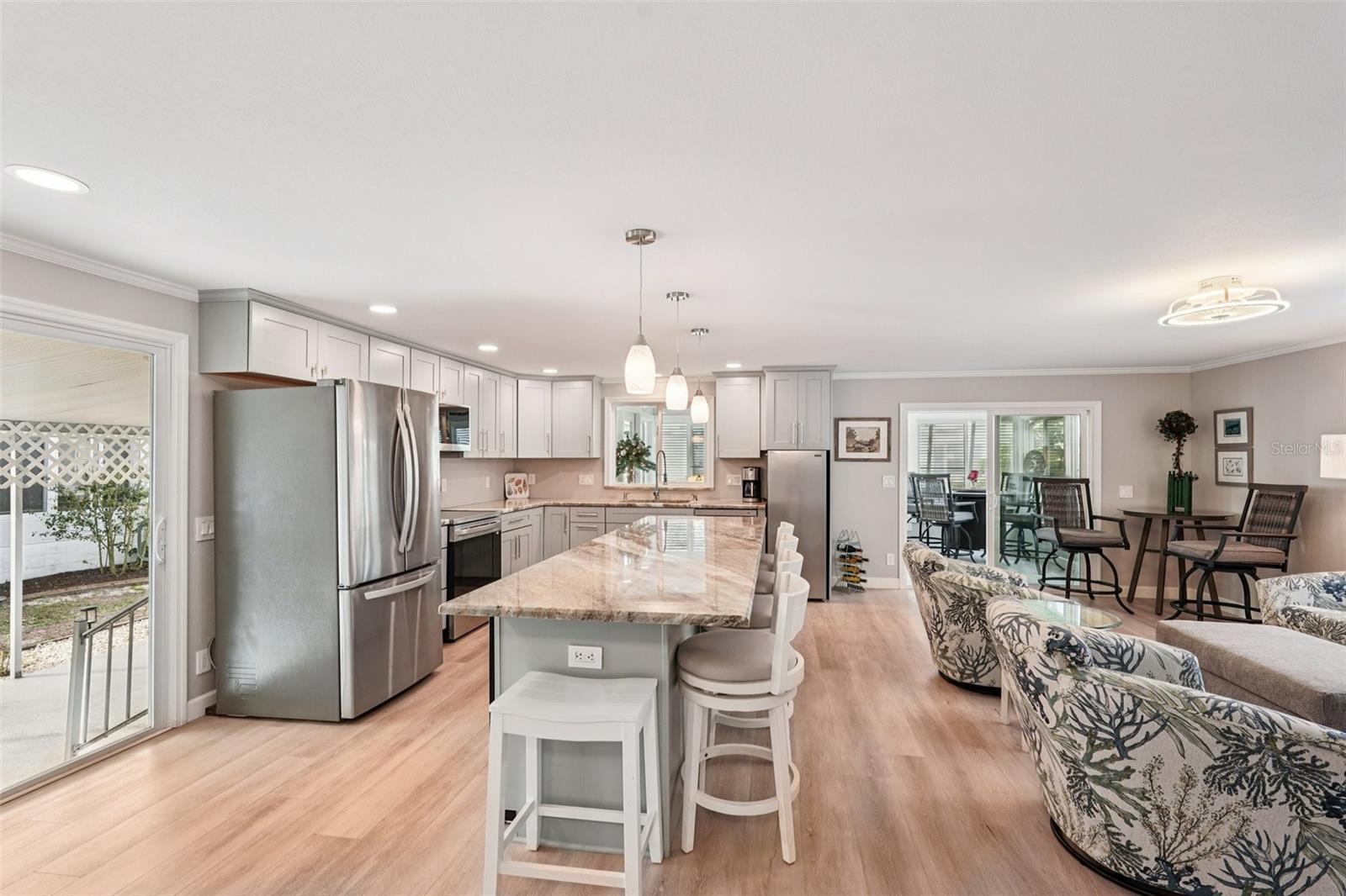 Image 11 of 66 For 10 Coronado Drive