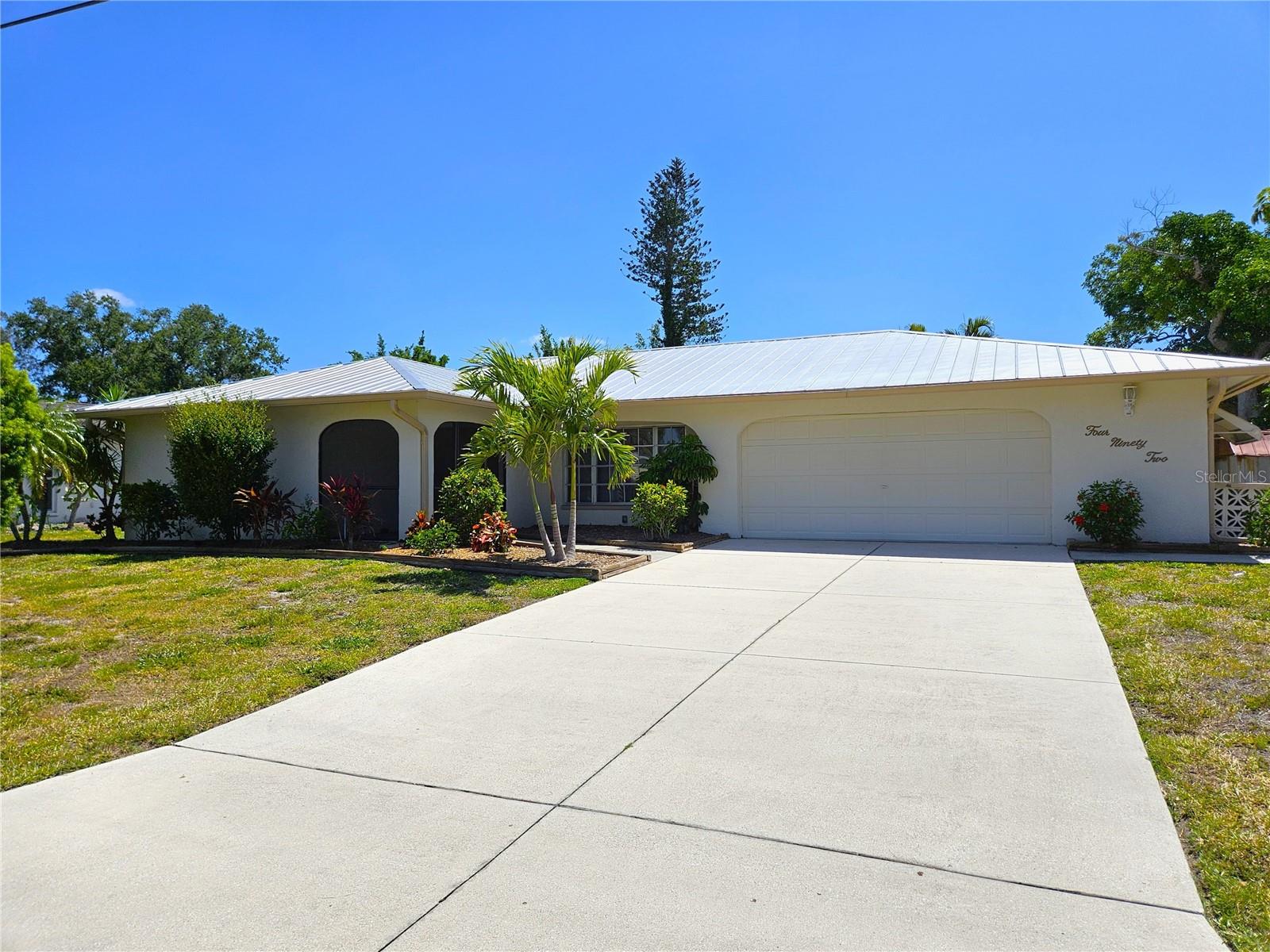 Details for 492 Shade Drive, VENICE, FL 34293