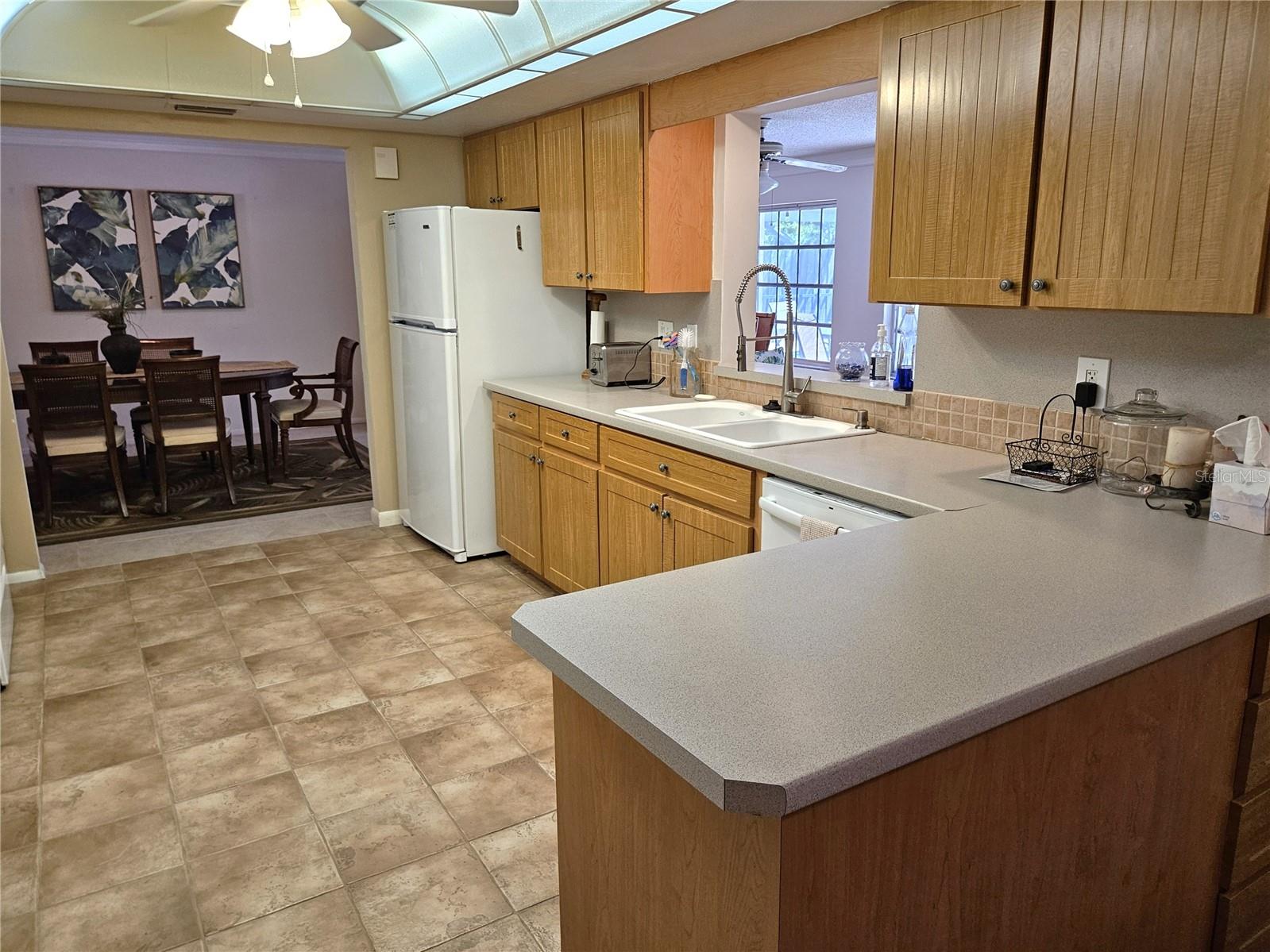 Image 12 of 37 For 492 Shade Drive