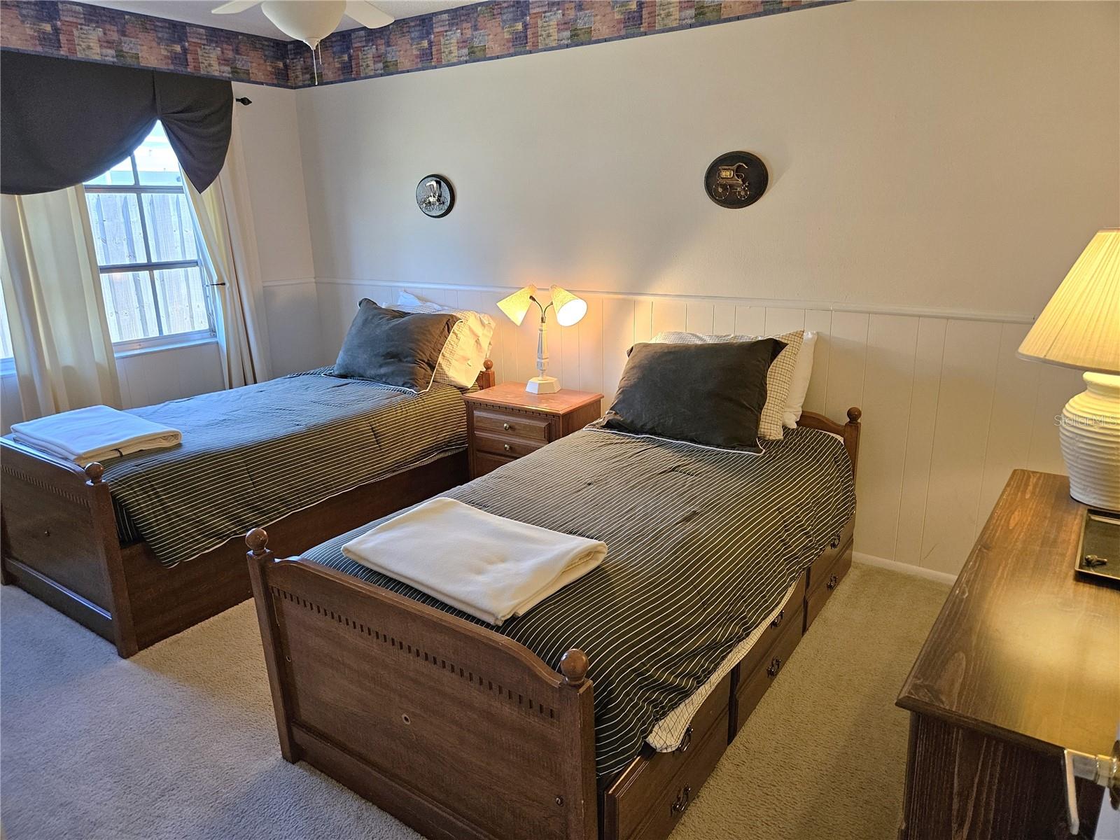 Image 32 of 37 For 492 Shade Drive