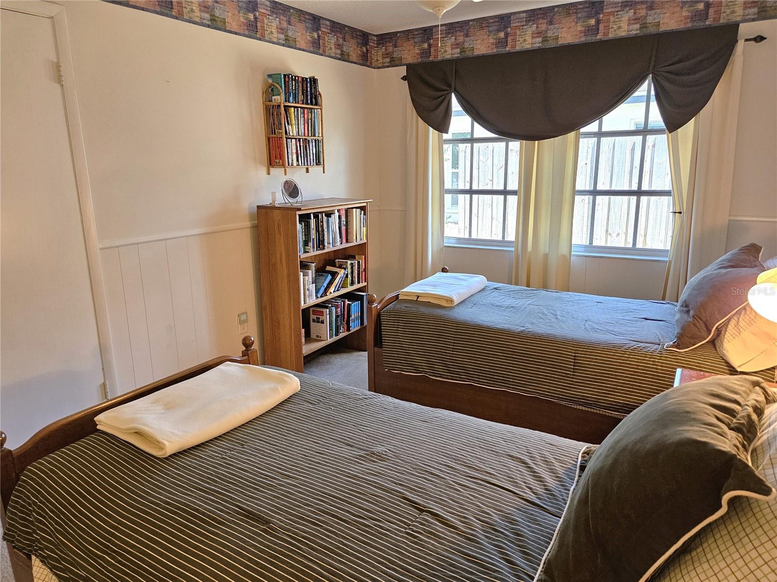 Image 33 of 37 For 492 Shade Drive