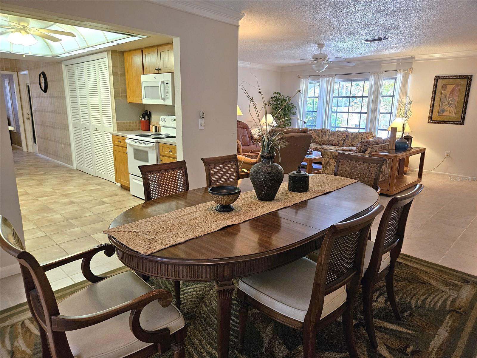 Image 9 of 37 For 492 Shade Drive