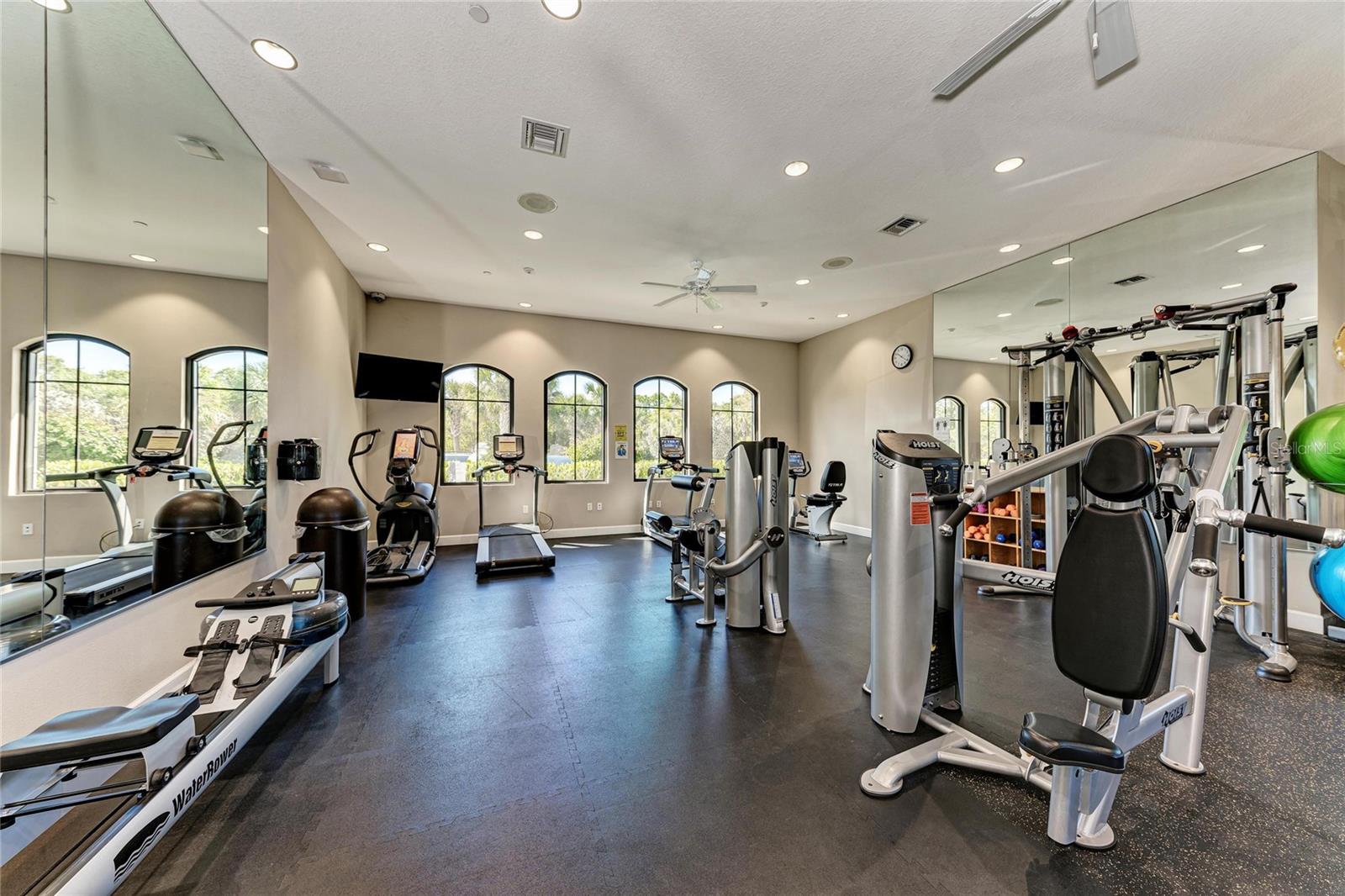 Image 64 of 70 For 5632 Cantucci Street