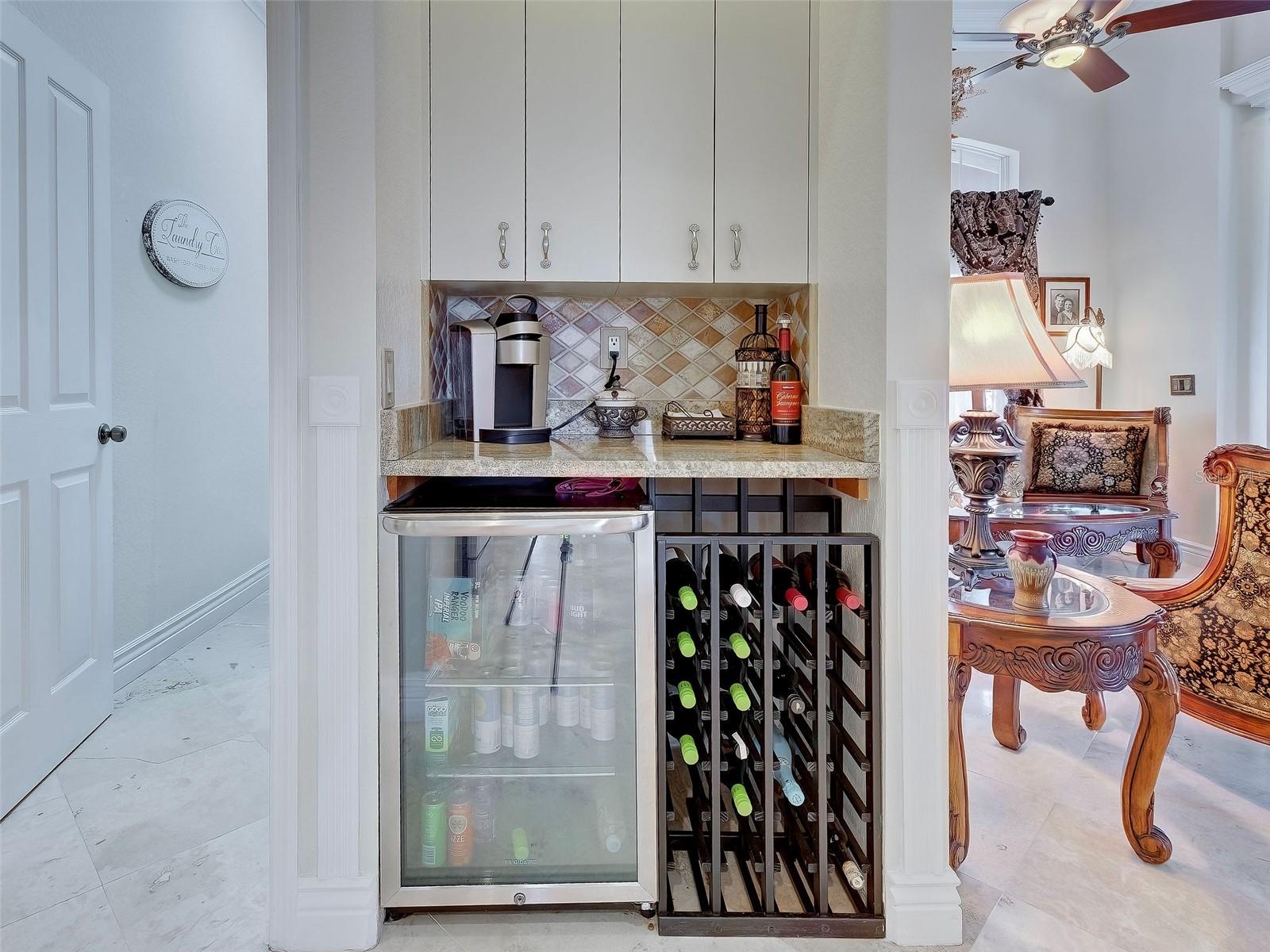 Image 16 of 50 For 1645 Palmetto Palm Way