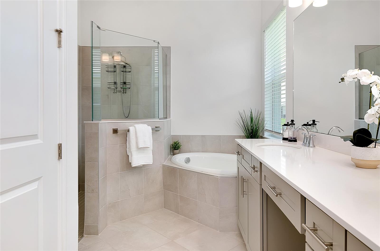 Image 12 of 19 For 17525 Jadestone Court