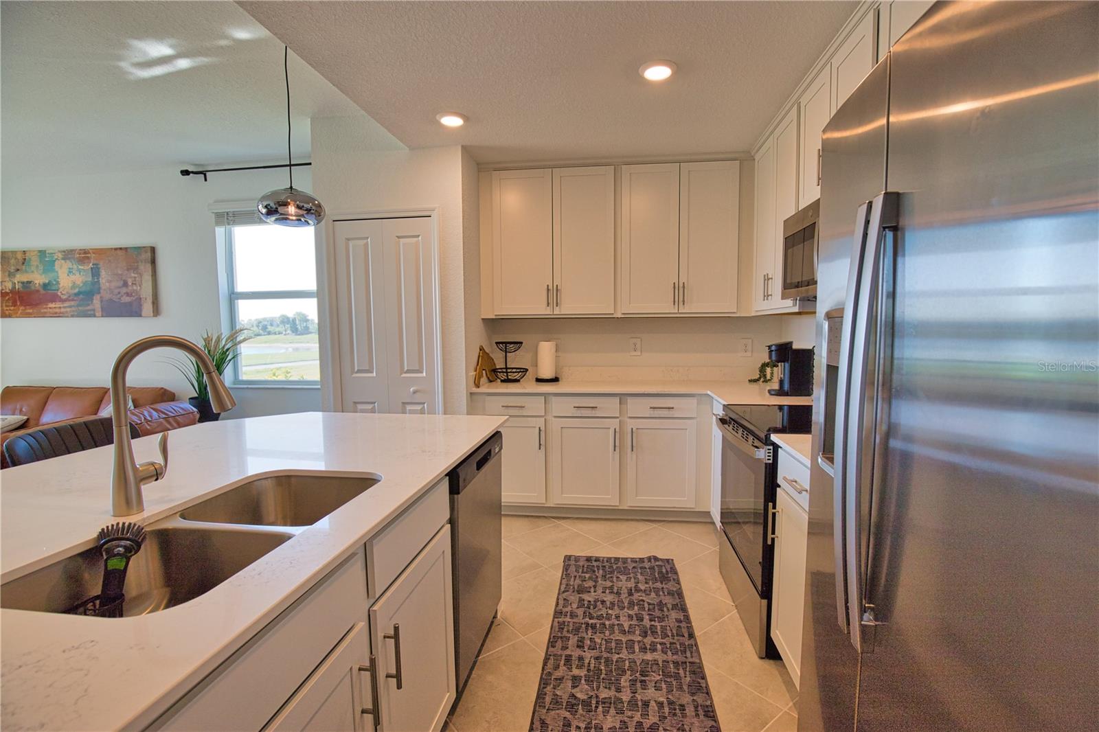 Image 14 of 51 For 17560 Opal Sand Drive 108