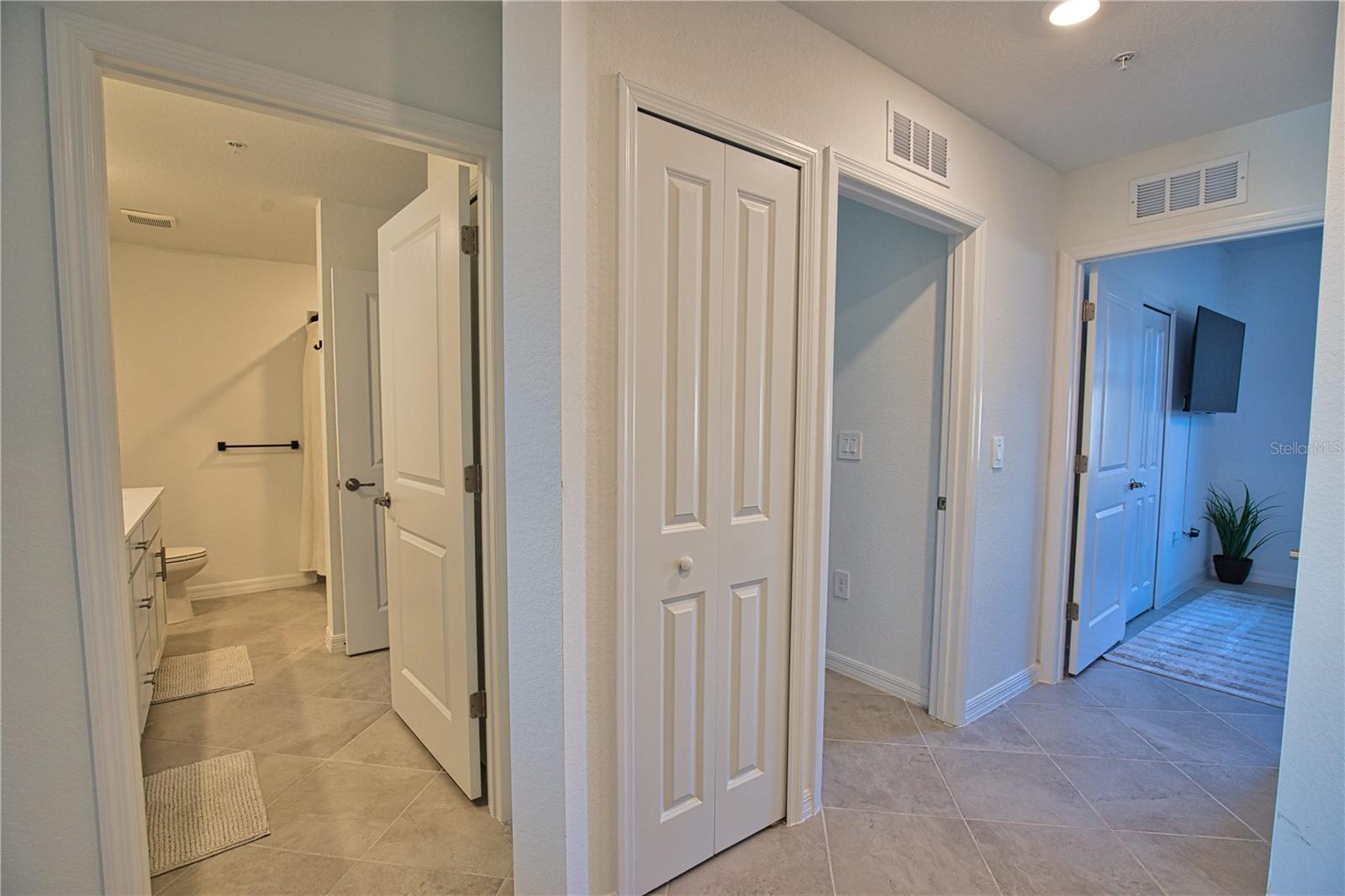 Image 30 of 51 For 17560 Opal Sand Drive 108