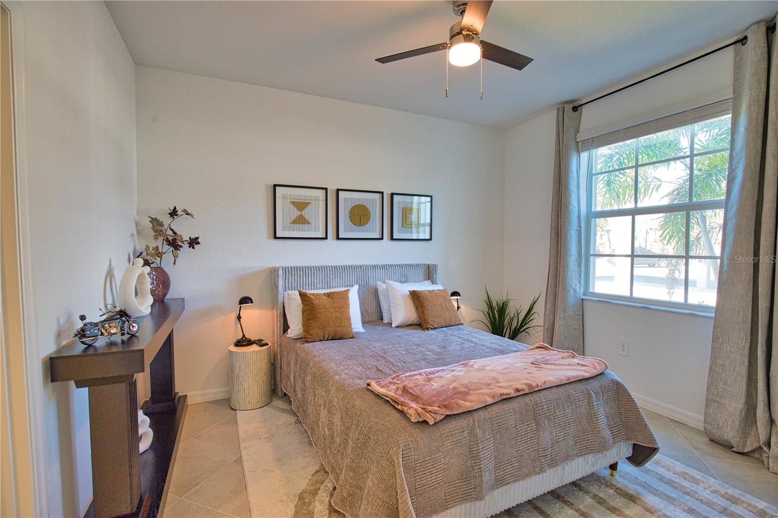 Image 31 of 51 For 17560 Opal Sand Drive 108