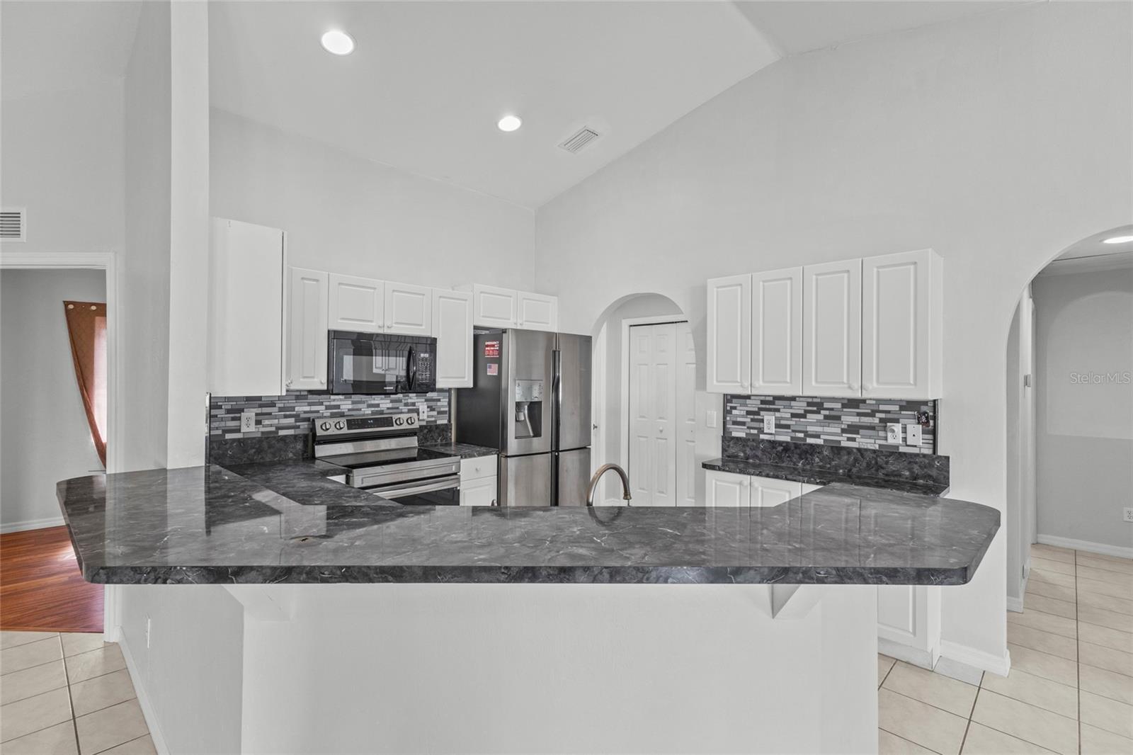 Image 11 of 37 For 2373 Amnesty Drive