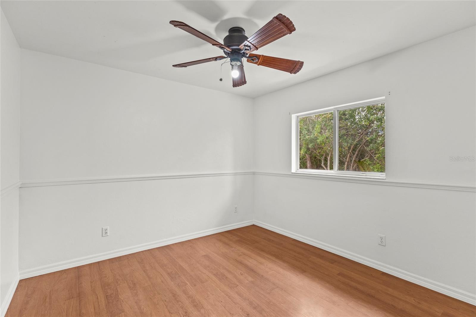 Image 29 of 37 For 2373 Amnesty Drive