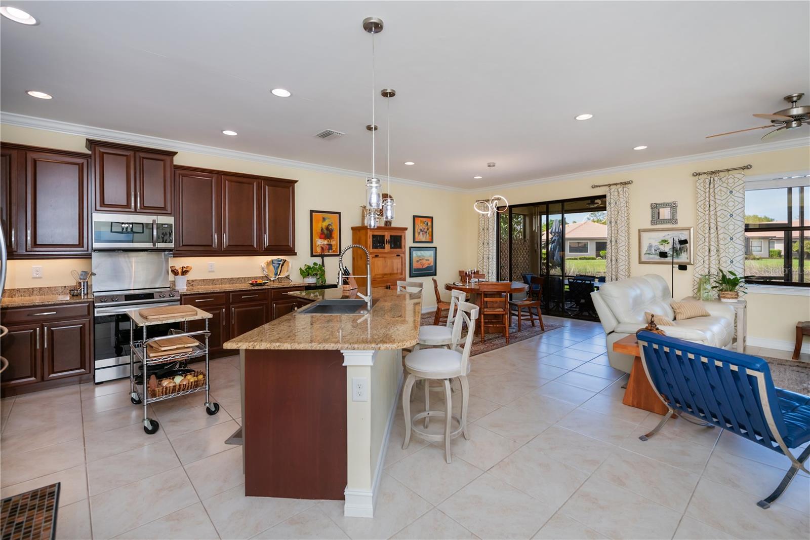 Image 4 of 54 For 1035 Bradberry Drive