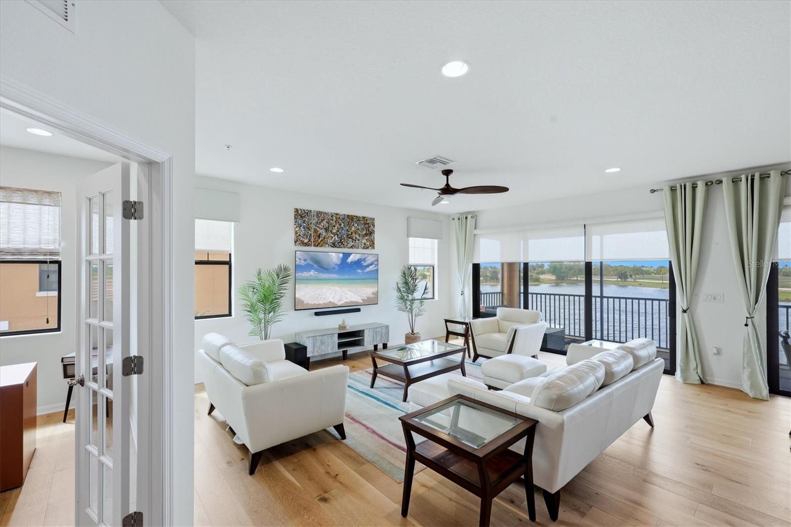 Image 12 of 84 For 23455 Awabuki Drive 16-201