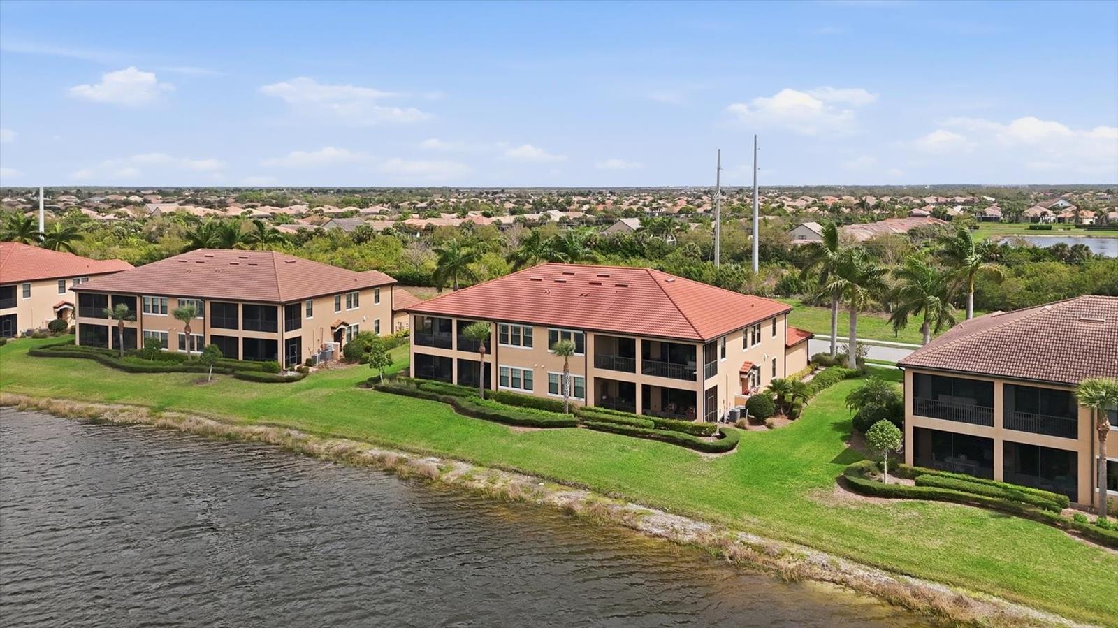 Image 33 of 84 For 23455 Awabuki Drive 16-201