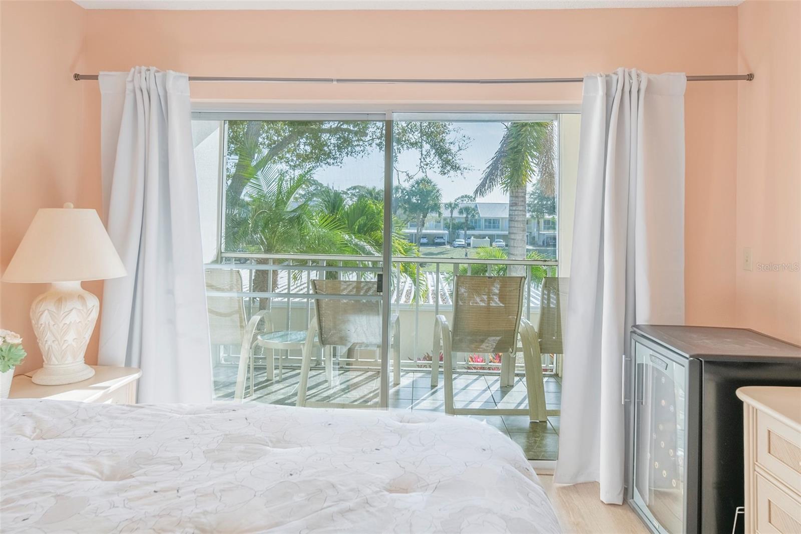 Image 18 of 47 For 425 Cerromar Terrace 459