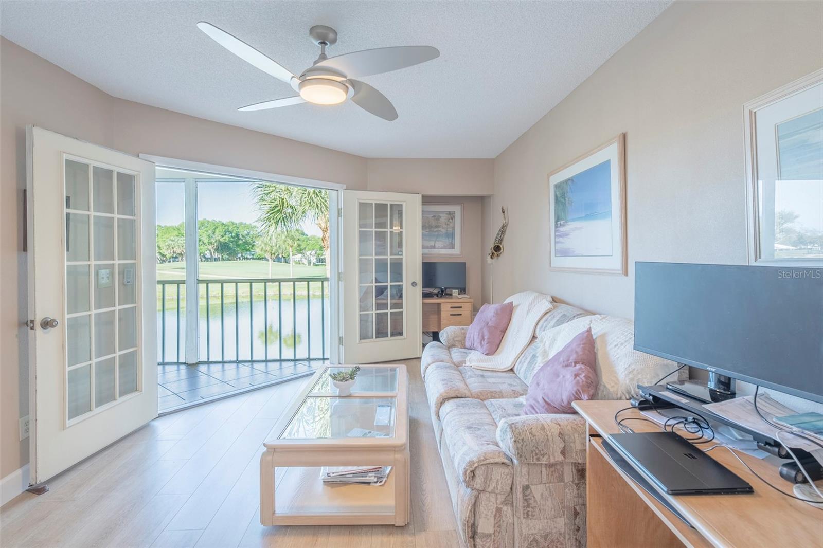 Image 21 of 47 For 425 Cerromar Terrace 459