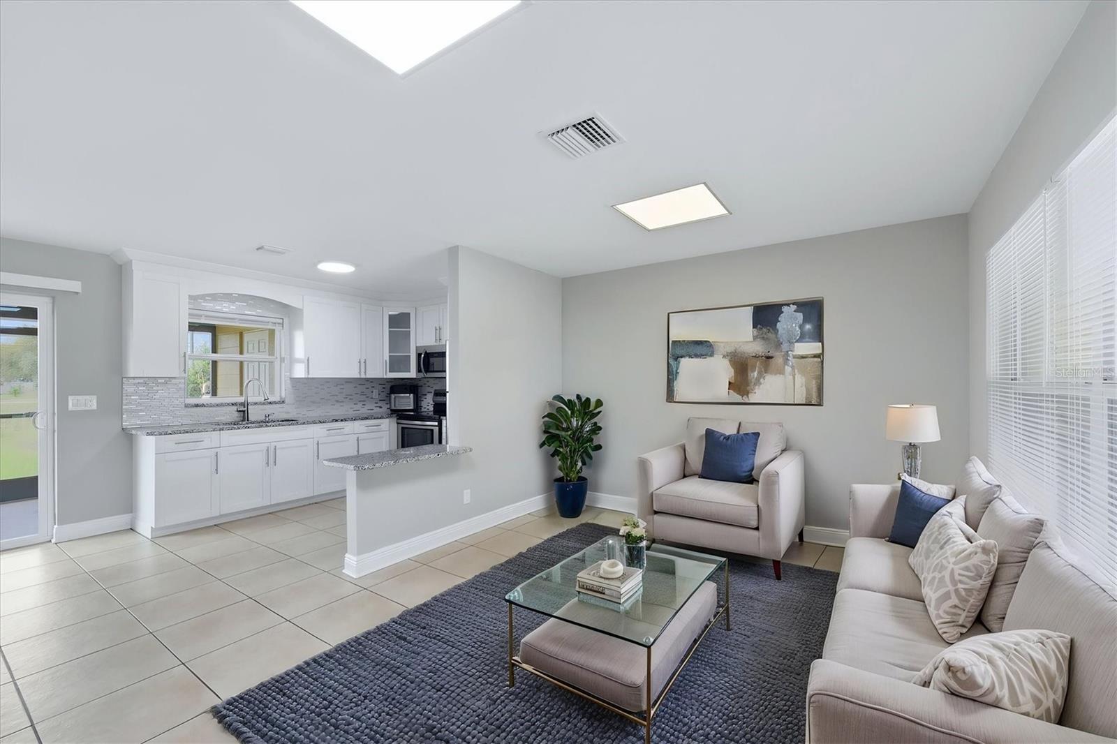 Image 21 of 23 For 12125 Margarita Avenue