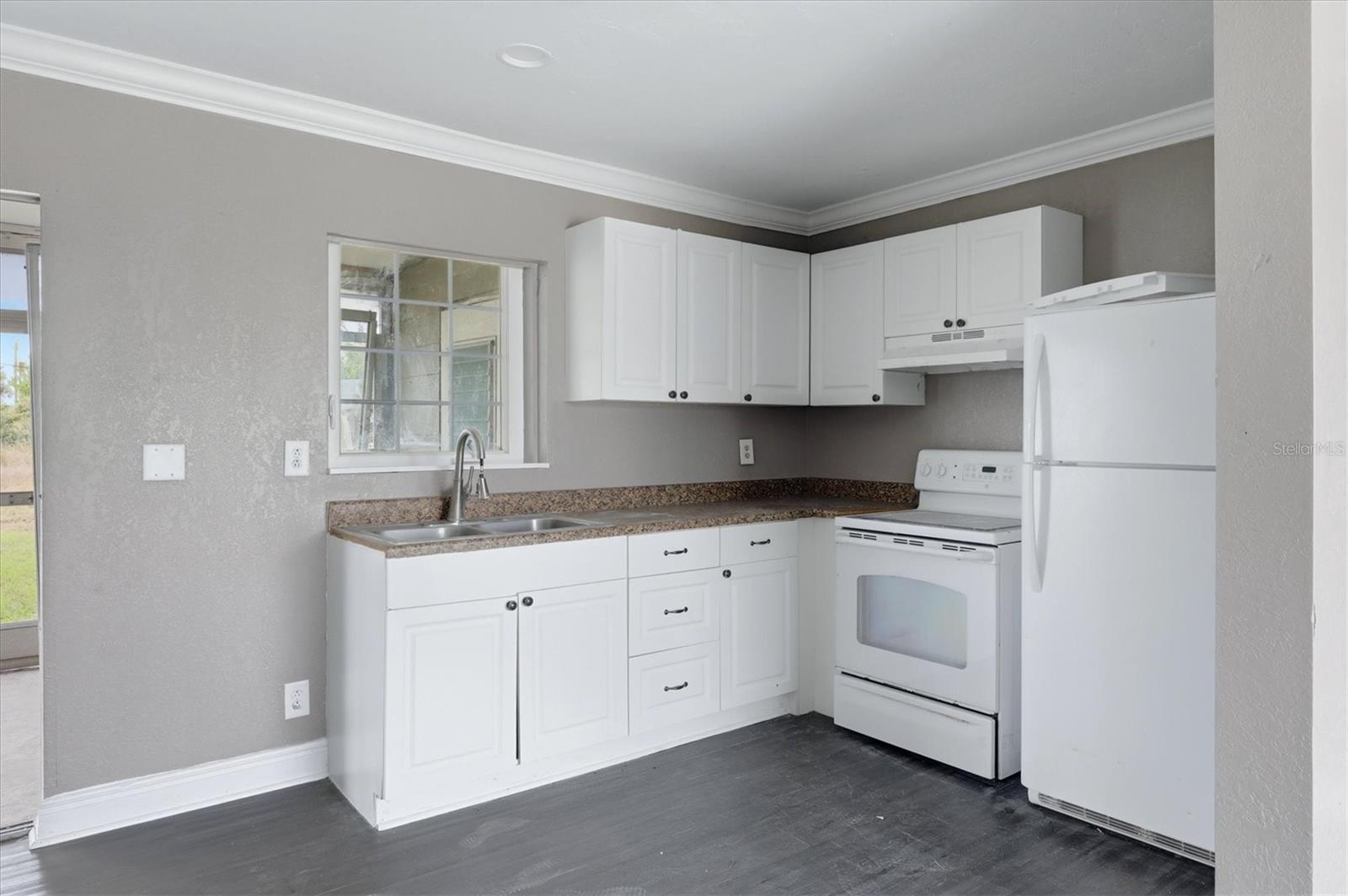 Image 16 of 28 For 300 San Lorenzo Avenue