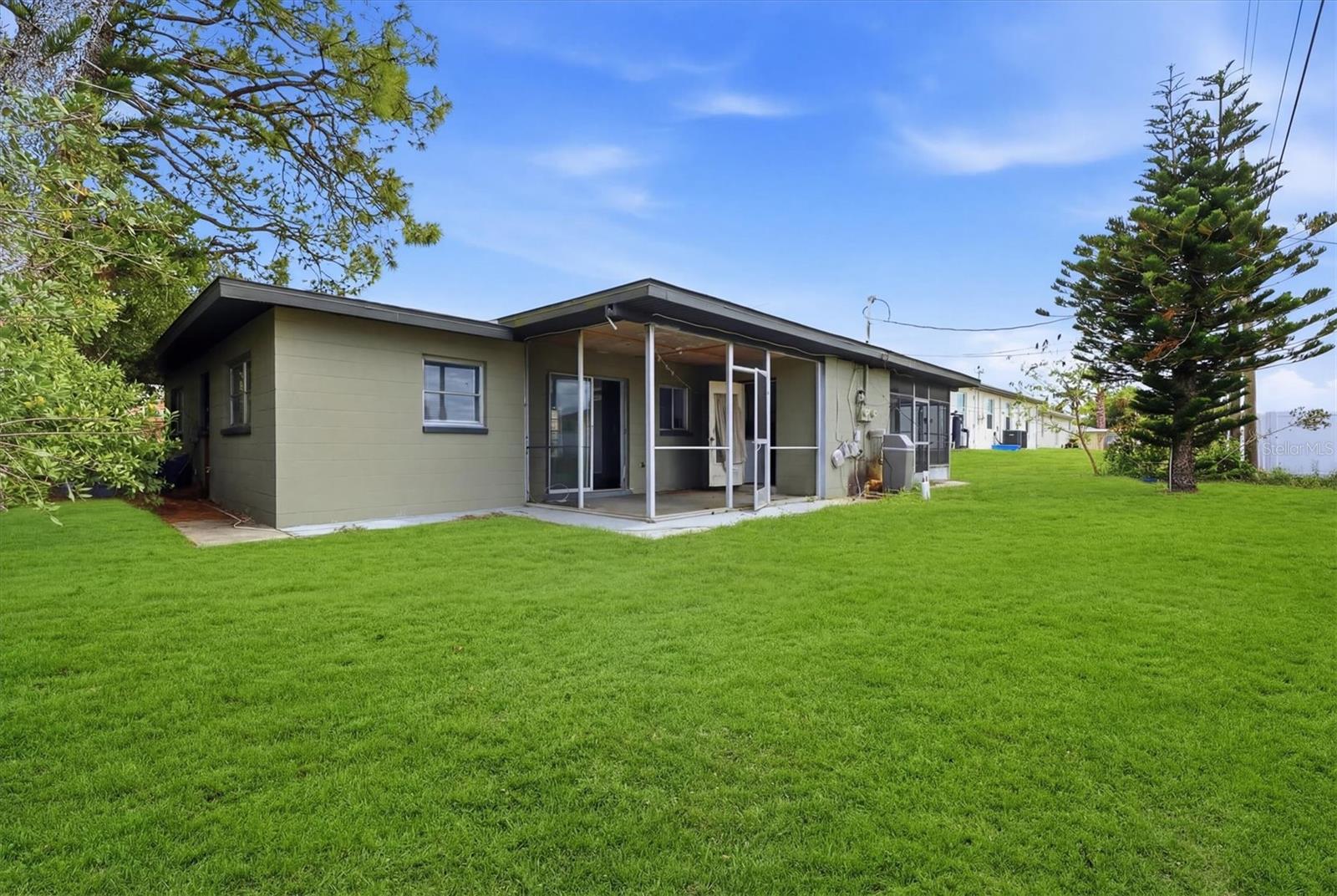 Image 27 of 28 For 300 San Lorenzo Avenue