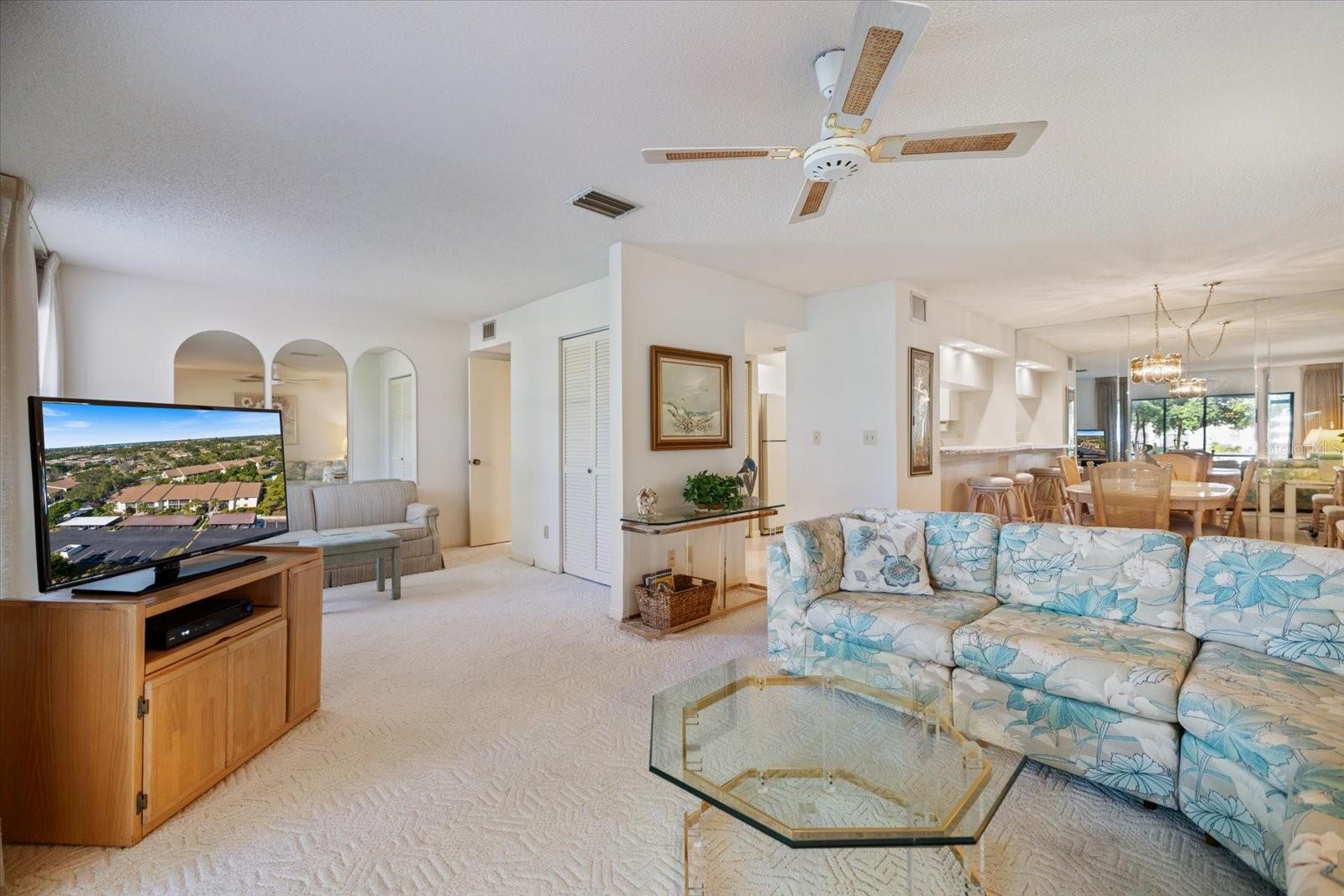 Image 12 of 41 For 634 Bird Bay Drive E 108