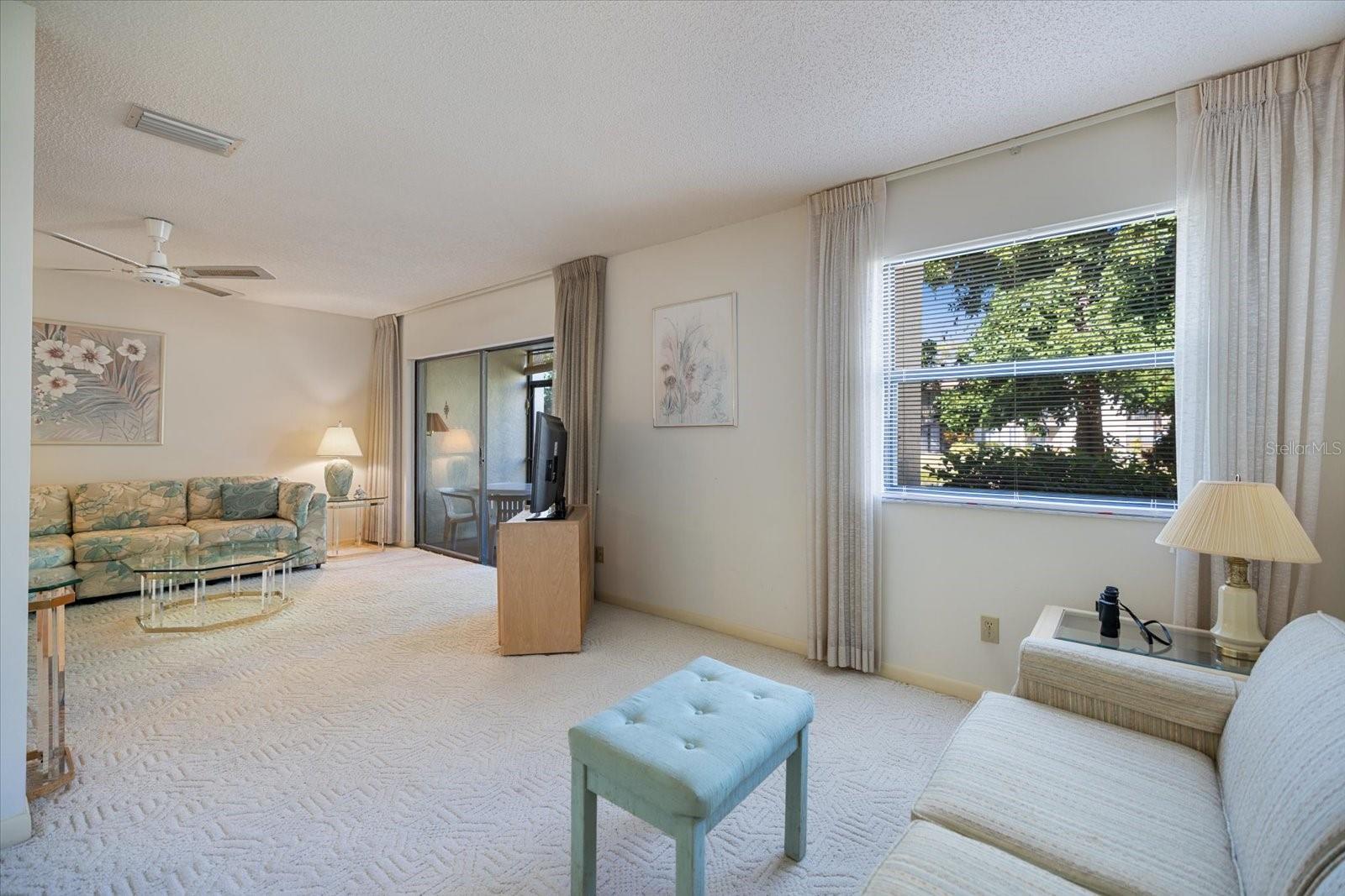 Image 14 of 41 For 634 Bird Bay Drive E 108