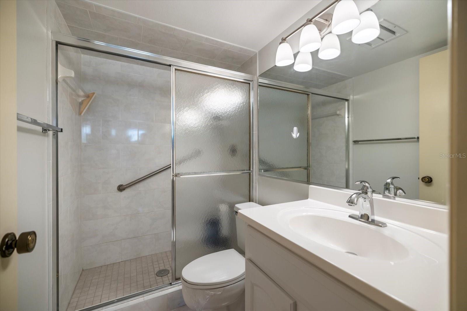 Image 25 of 41 For 634 Bird Bay Drive E 108